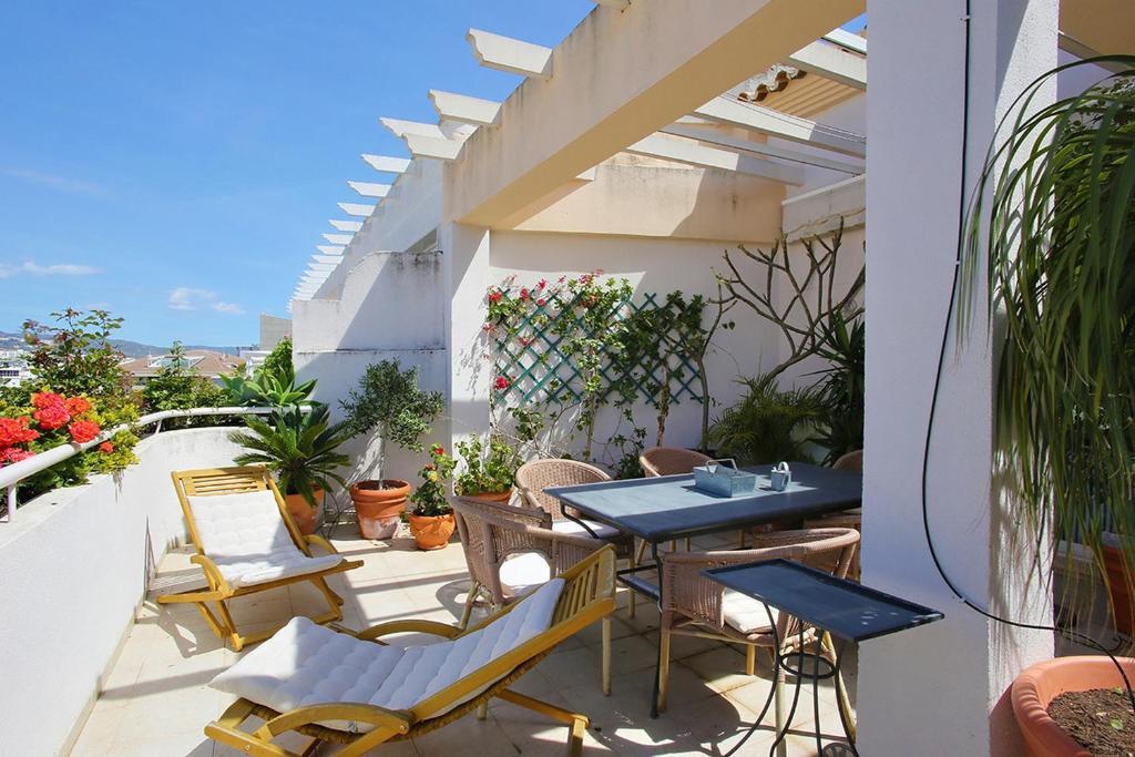 Apartamentos Las Terrazas Marbella Bilik gambar